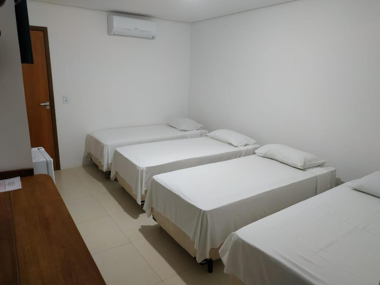 Hotel Lirio Каролина Екстериор снимка