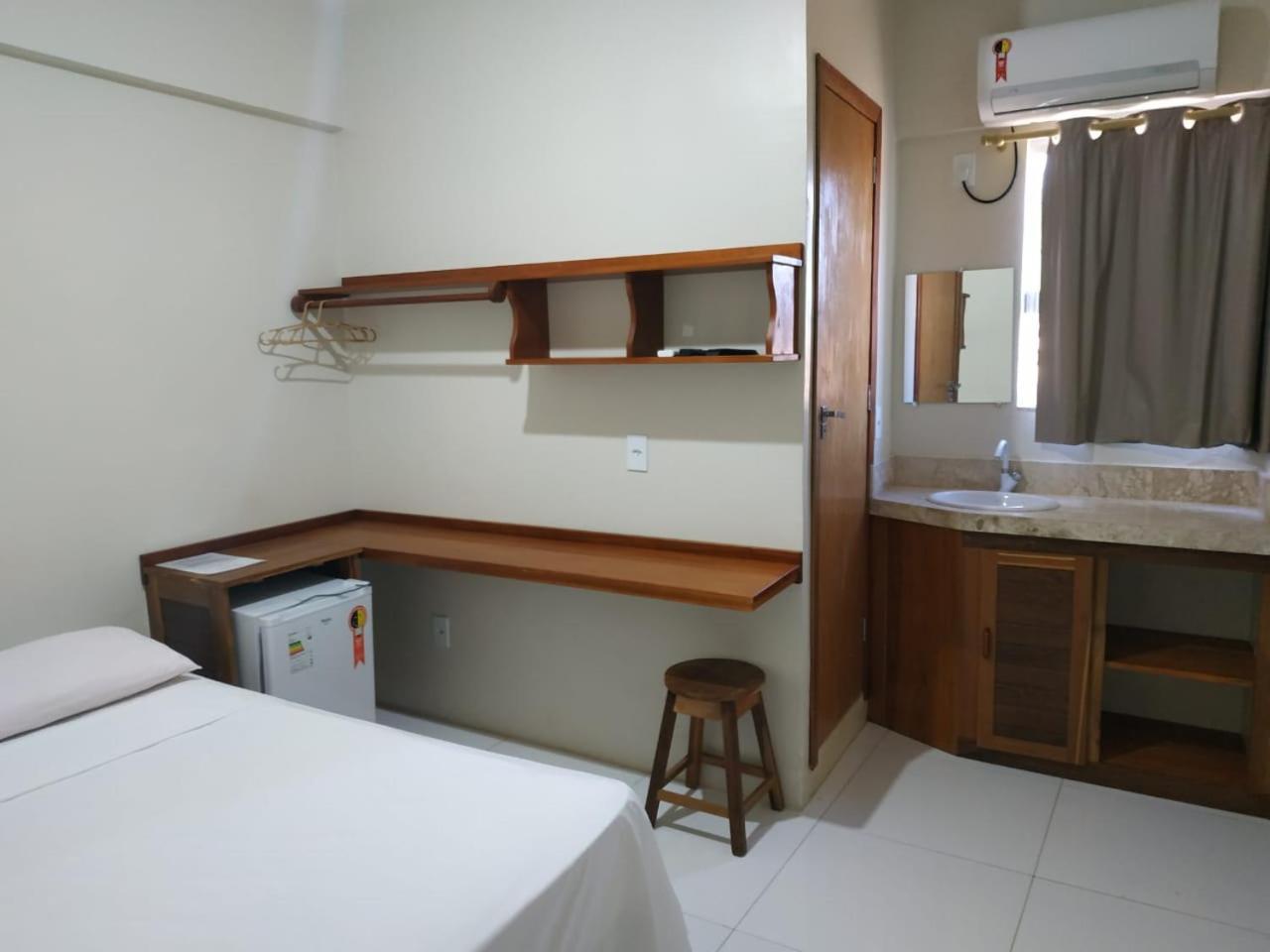 Hotel Lirio Каролина Екстериор снимка